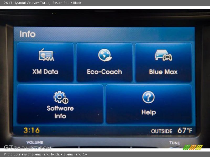 Boston Red / Black 2013 Hyundai Veloster Turbo