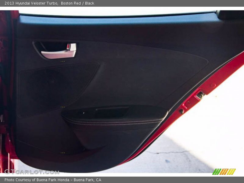 Boston Red / Black 2013 Hyundai Veloster Turbo
