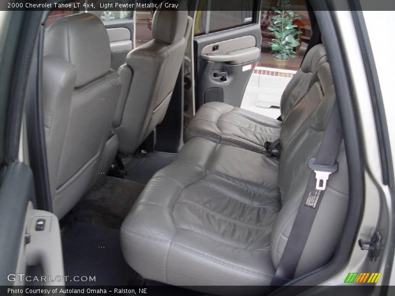 Light Pewter Metallic / Gray 2000 Chevrolet Tahoe LT 4x4