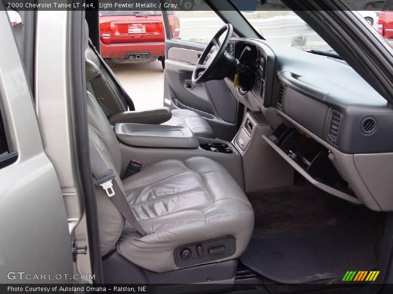 Light Pewter Metallic / Gray 2000 Chevrolet Tahoe LT 4x4