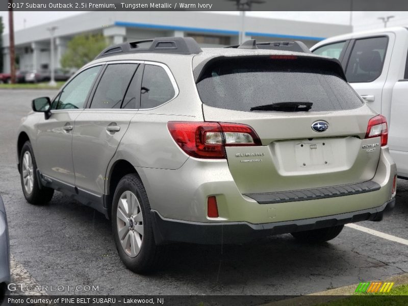 Tungsten Metallic / Warm Ivory 2017 Subaru Outback 2.5i Premium