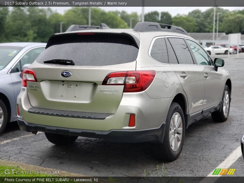 Tungsten Metallic / Warm Ivory 2017 Subaru Outback 2.5i Premium