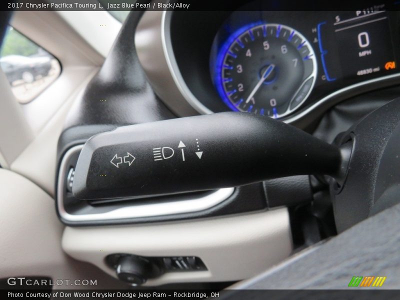 Jazz Blue Pearl / Black/Alloy 2017 Chrysler Pacifica Touring L