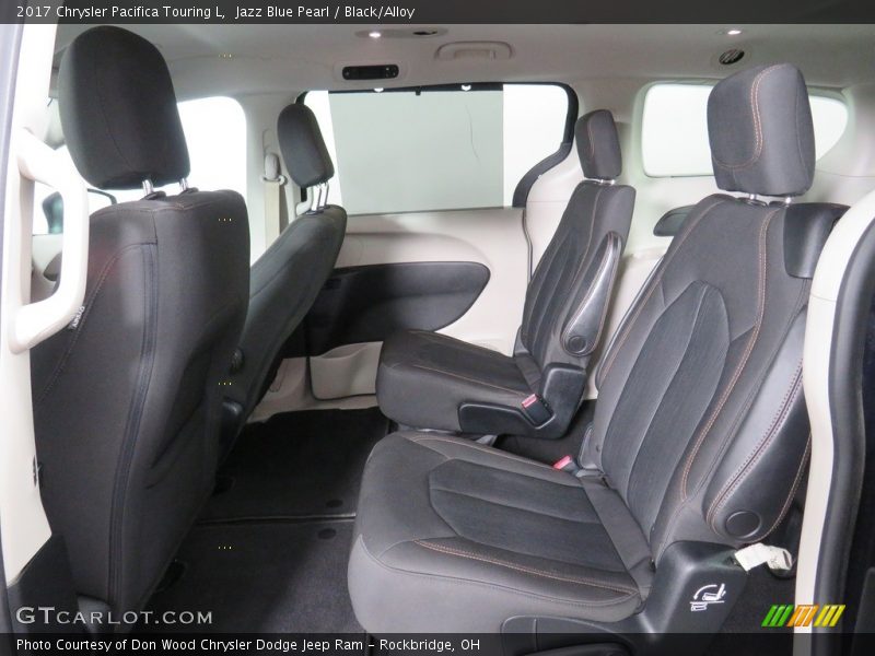 Jazz Blue Pearl / Black/Alloy 2017 Chrysler Pacifica Touring L