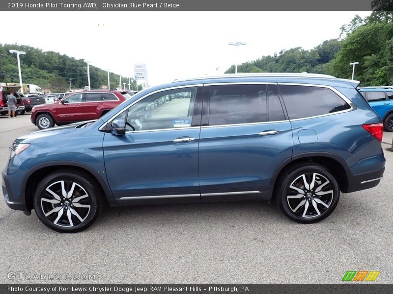 Obsidian Blue Pearl / Beige 2019 Honda Pilot Touring AWD