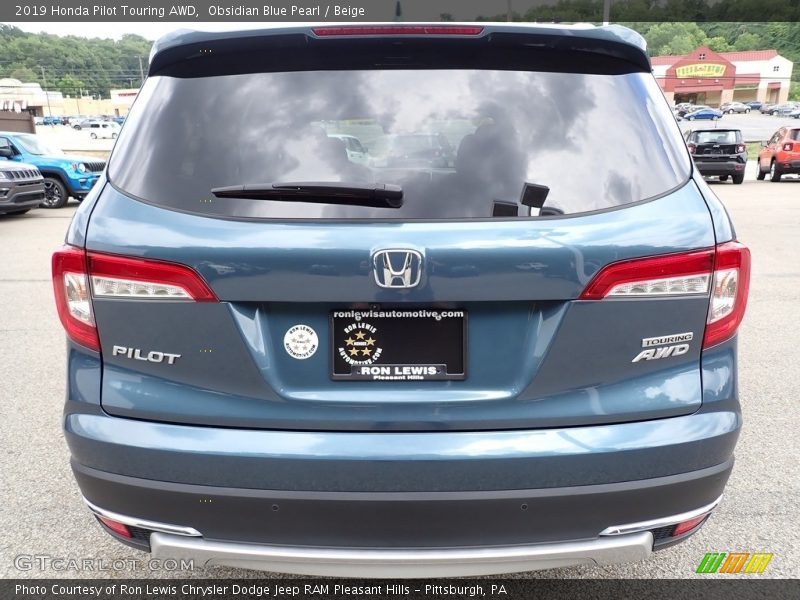 Obsidian Blue Pearl / Beige 2019 Honda Pilot Touring AWD