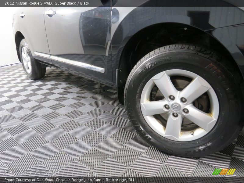 Super Black / Black 2012 Nissan Rogue S AWD