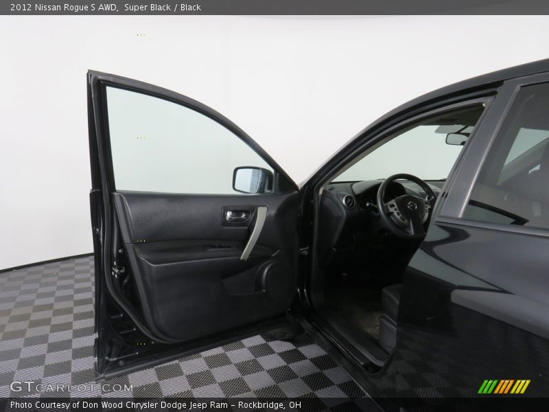 Super Black / Black 2012 Nissan Rogue S AWD