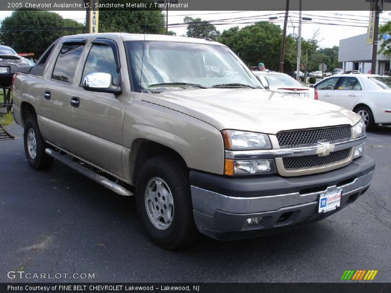 Sandstone Metallic / Tan/Neutral 2005 Chevrolet Avalanche LS