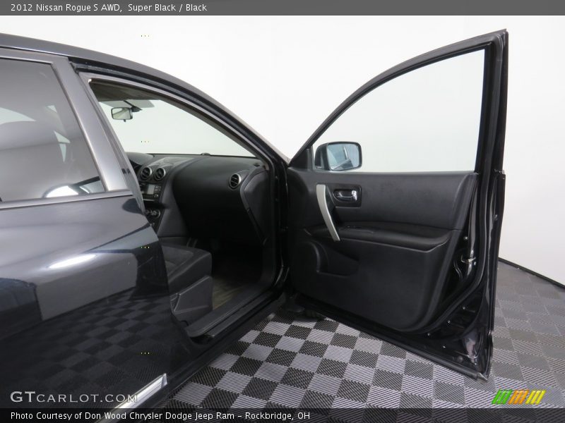Super Black / Black 2012 Nissan Rogue S AWD