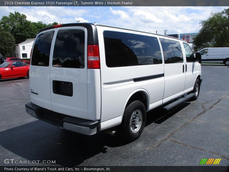 Summit White / Medium Pewter 2019 Chevrolet Express 3500 Passenger LT