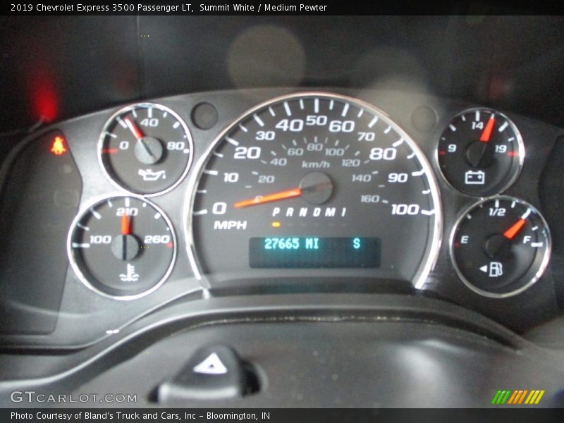 Summit White / Medium Pewter 2019 Chevrolet Express 3500 Passenger LT