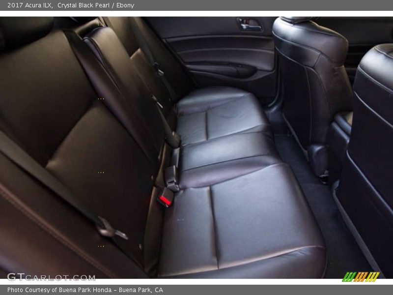 Crystal Black Pearl / Ebony 2017 Acura ILX