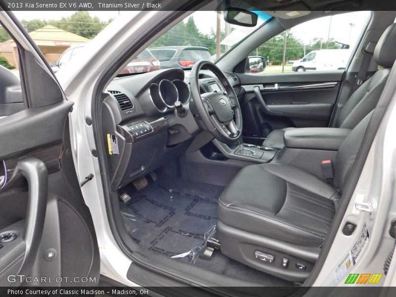 Front Seat of 2013 Sorento EX V6 AWD