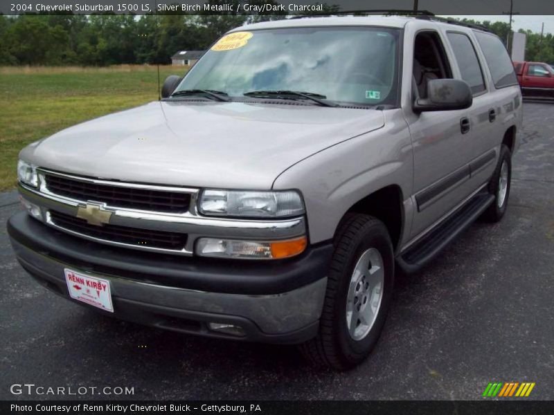 Silver Birch Metallic / Gray/Dark Charcoal 2004 Chevrolet Suburban 1500 LS