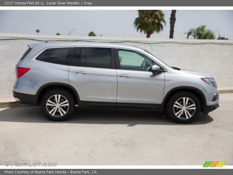 Lunar Silver Metallic / Gray 2017 Honda Pilot EX-L