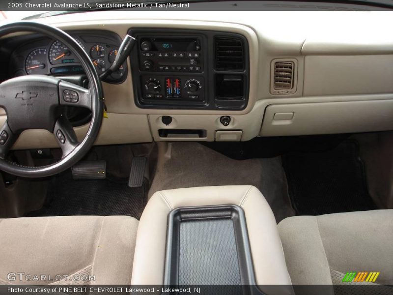 Sandstone Metallic / Tan/Neutral 2005 Chevrolet Avalanche LS