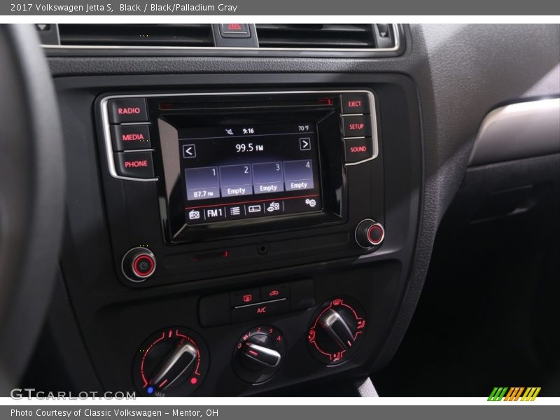 Black / Black/Palladium Gray 2017 Volkswagen Jetta S