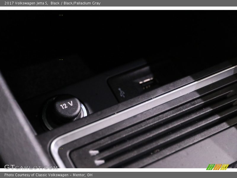 Black / Black/Palladium Gray 2017 Volkswagen Jetta S