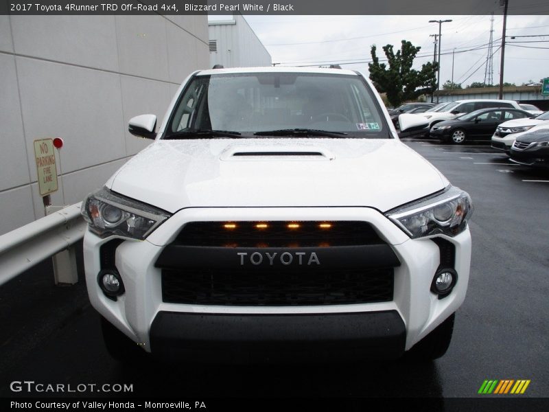 Blizzard Pearl White / Black 2017 Toyota 4Runner TRD Off-Road 4x4