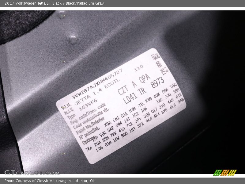 Black / Black/Palladium Gray 2017 Volkswagen Jetta S