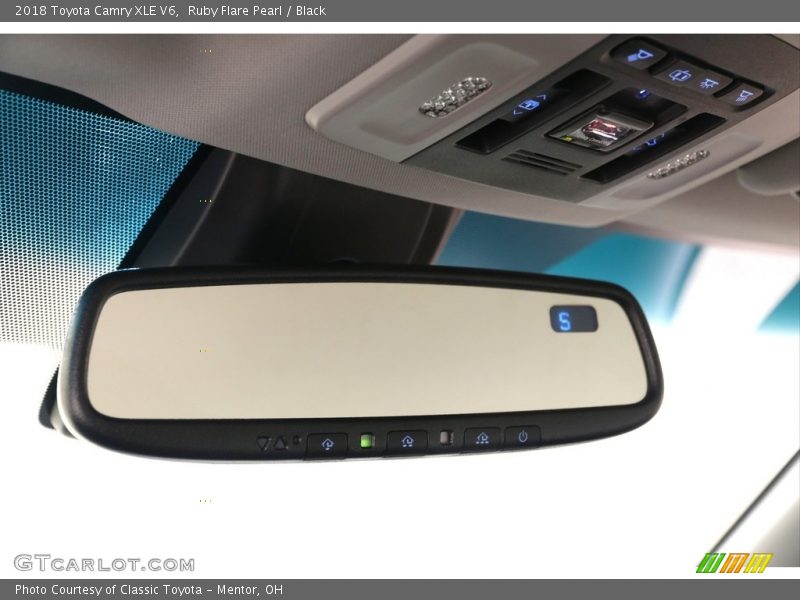 Ruby Flare Pearl / Black 2018 Toyota Camry XLE V6