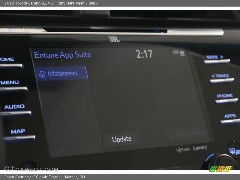 Ruby Flare Pearl / Black 2018 Toyota Camry XLE V6