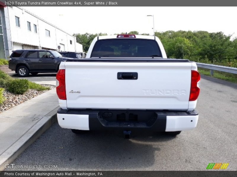 Super White / Black 2020 Toyota Tundra Platinum CrewMax 4x4