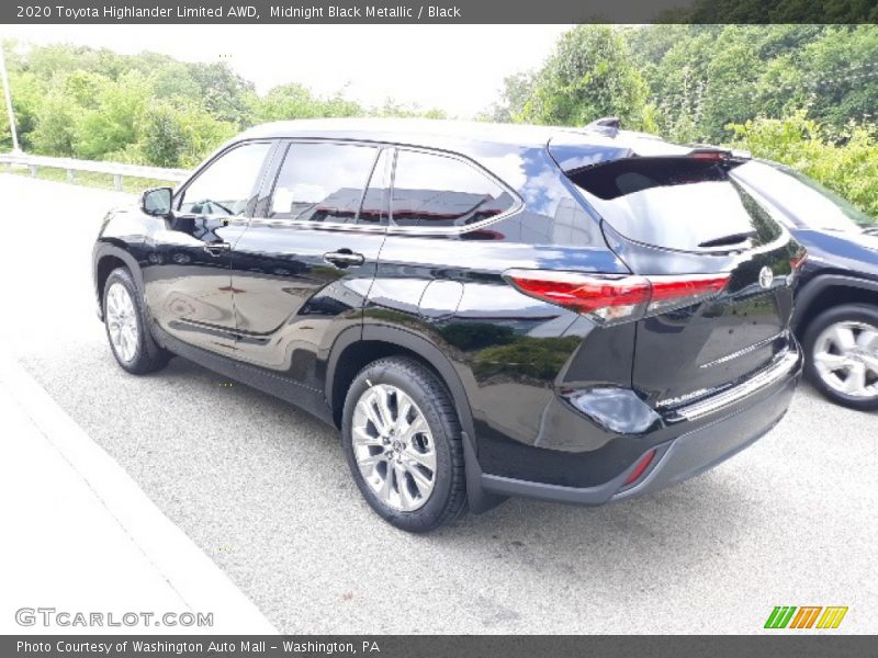 Midnight Black Metallic / Black 2020 Toyota Highlander Limited AWD