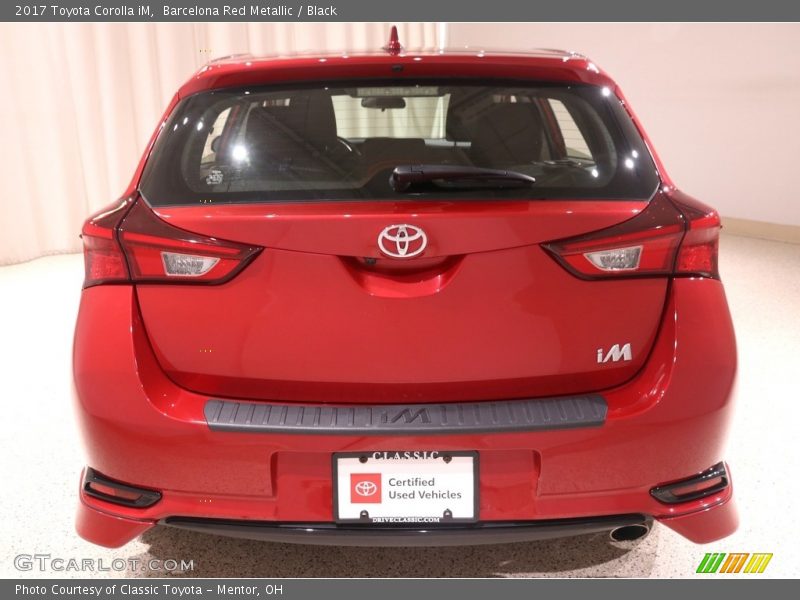 Barcelona Red Metallic / Black 2017 Toyota Corolla iM