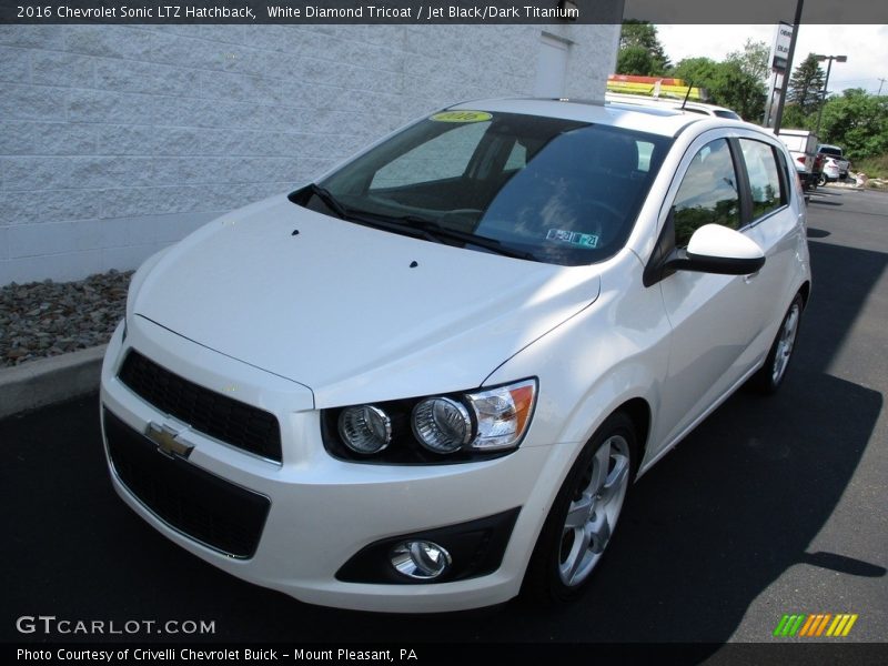 White Diamond Tricoat / Jet Black/Dark Titanium 2016 Chevrolet Sonic LTZ Hatchback