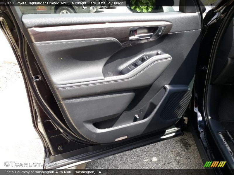 Midnight Black Metallic / Black 2020 Toyota Highlander Limited AWD