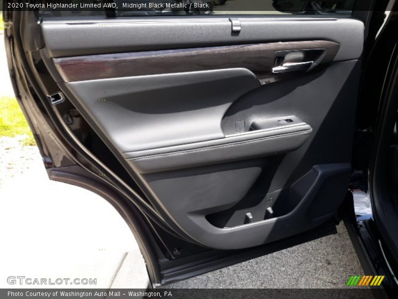 Midnight Black Metallic / Black 2020 Toyota Highlander Limited AWD