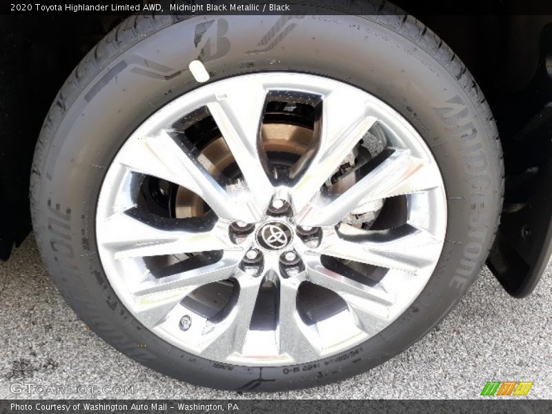 Midnight Black Metallic / Black 2020 Toyota Highlander Limited AWD