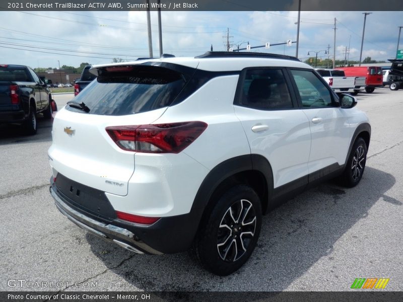 Summit White / Jet Black 2021 Chevrolet TrailBlazer ACTIV AWD