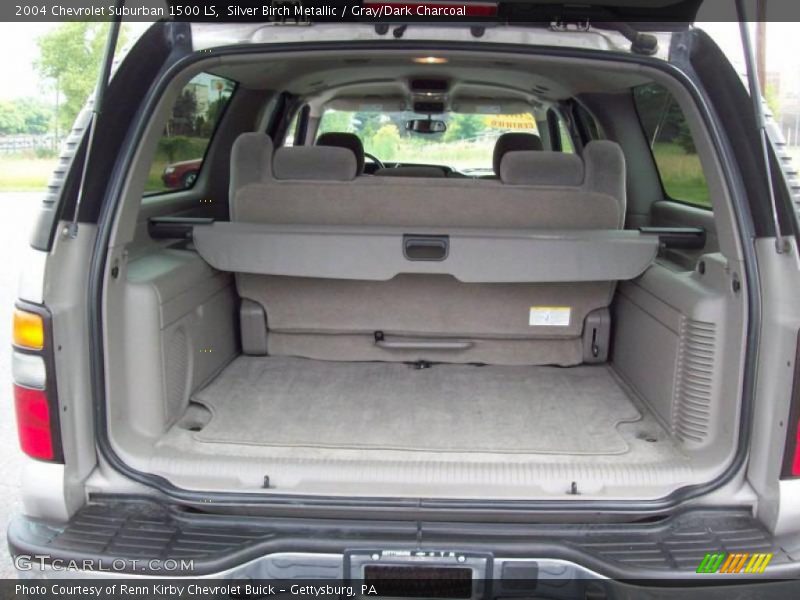 Silver Birch Metallic / Gray/Dark Charcoal 2004 Chevrolet Suburban 1500 LS