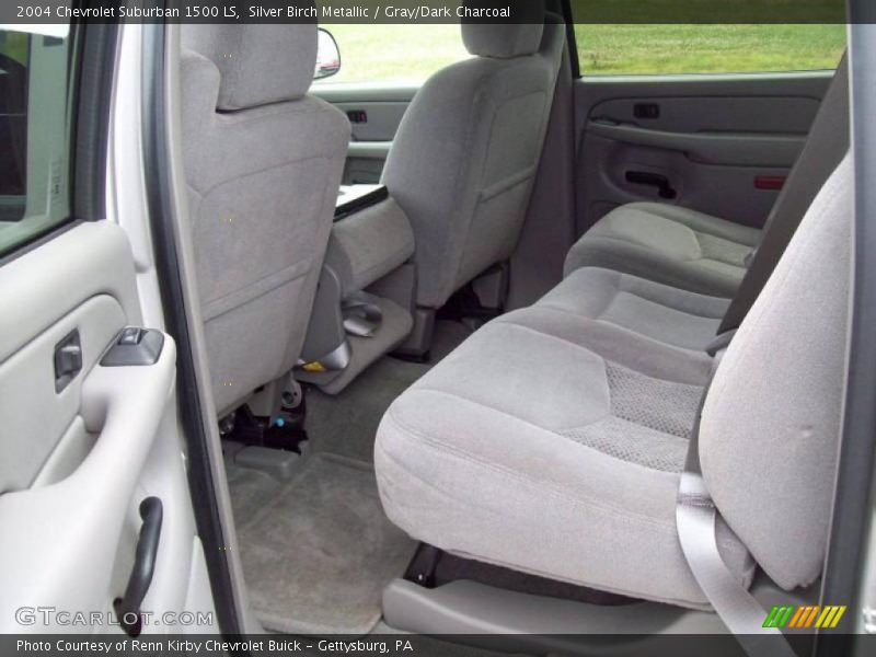 Silver Birch Metallic / Gray/Dark Charcoal 2004 Chevrolet Suburban 1500 LS