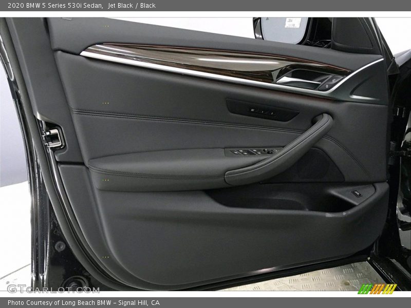 Jet Black / Black 2020 BMW 5 Series 530i Sedan