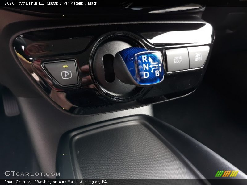 Classic Silver Metallic / Black 2020 Toyota Prius LE