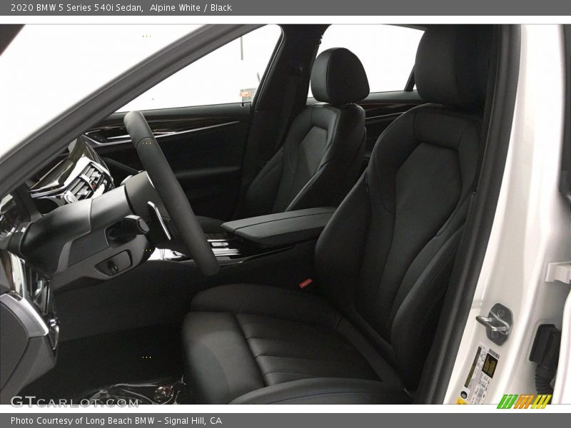 Alpine White / Black 2020 BMW 5 Series 540i Sedan