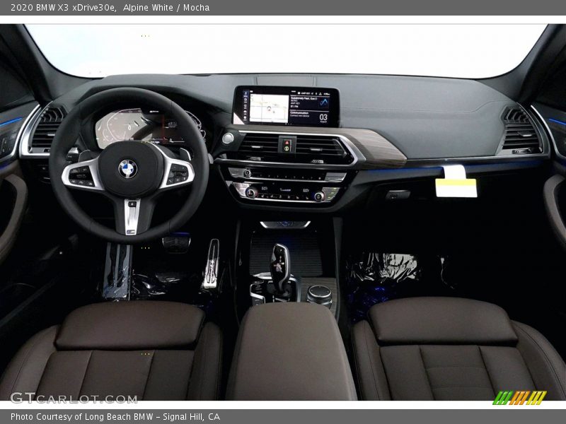  2020 X3 xDrive30e Mocha Interior