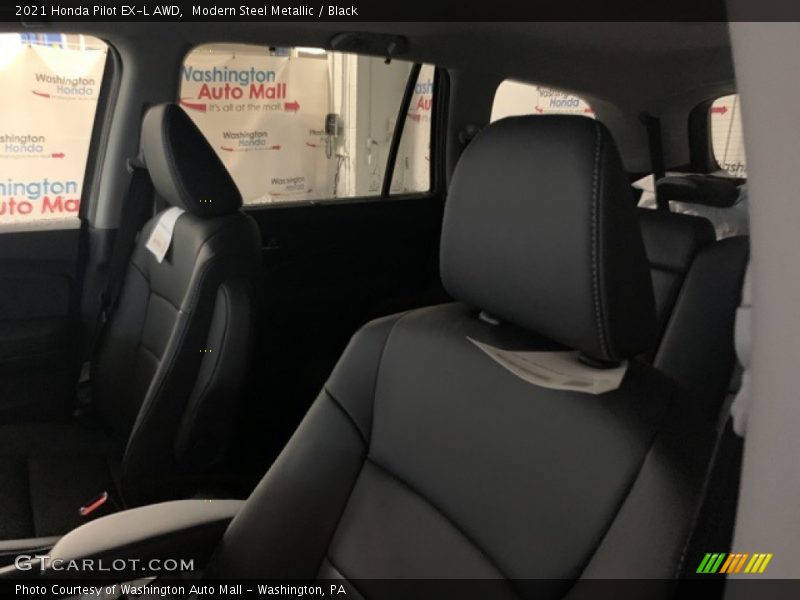 Modern Steel Metallic / Black 2021 Honda Pilot EX-L AWD