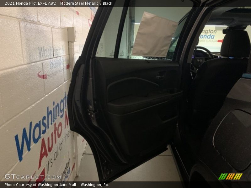 Modern Steel Metallic / Black 2021 Honda Pilot EX-L AWD