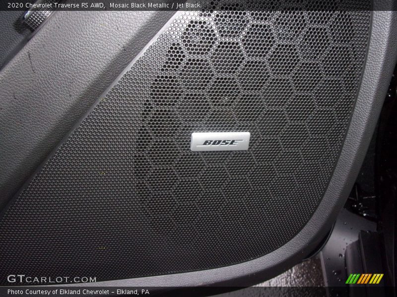 Mosaic Black Metallic / Jet Black 2020 Chevrolet Traverse RS AWD