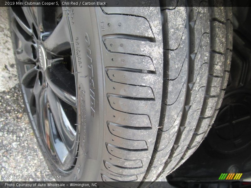 Chili Red / Carbon Black 2019 Mini Clubman Cooper S