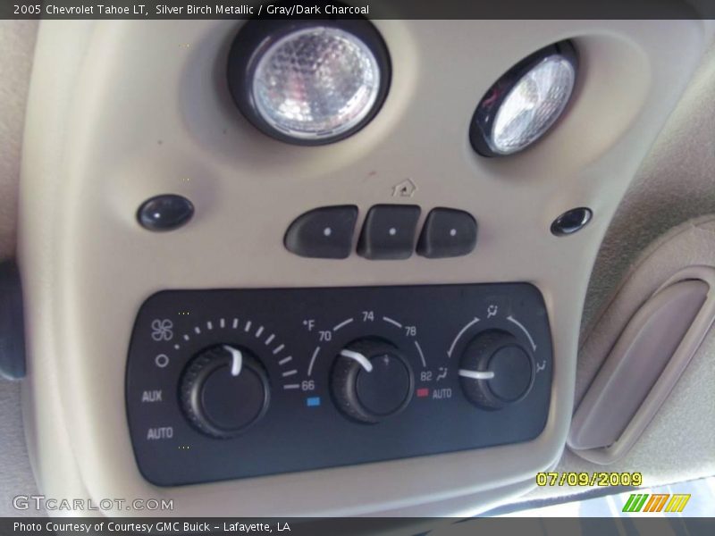 Silver Birch Metallic / Gray/Dark Charcoal 2005 Chevrolet Tahoe LT