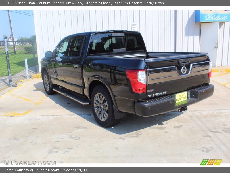 Magnetic Black / Platinum Reserve Black/Brown 2017 Nissan Titan Platinum Reserve Crew Cab