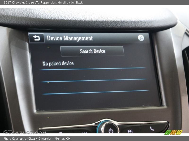 Pepperdust Metallic / Jet Black 2017 Chevrolet Cruze LT