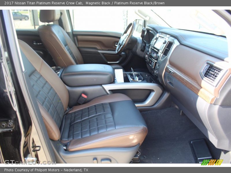  2017 Titan Platinum Reserve Crew Cab Platinum Reserve Black/Brown Interior