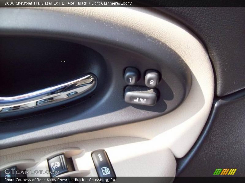 Black / Light Cashmere/Ebony 2006 Chevrolet TrailBlazer EXT LT 4x4